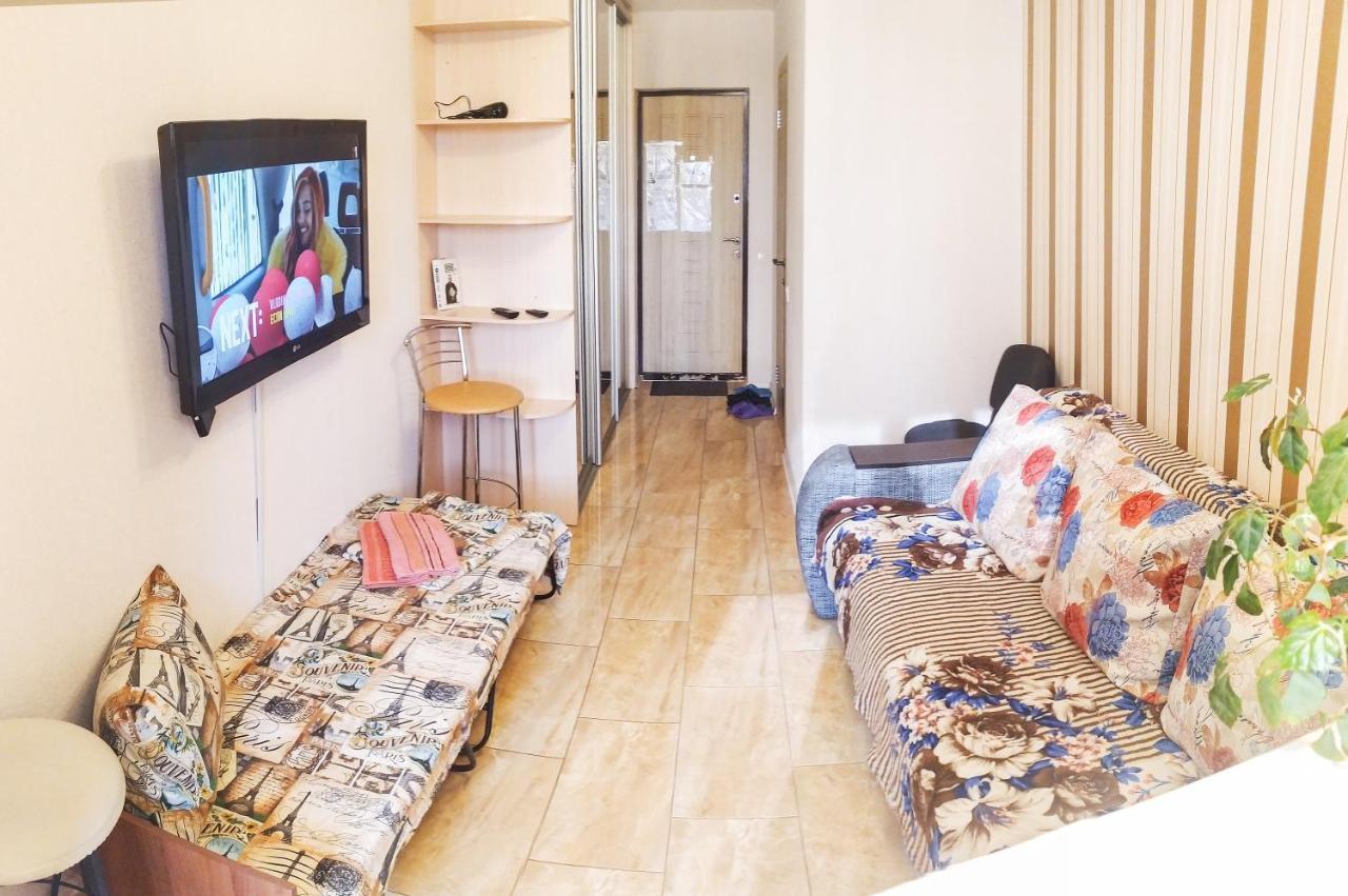 Akvareli Appartment 3 Persons 0178 ハルキウ エクステリア 写真